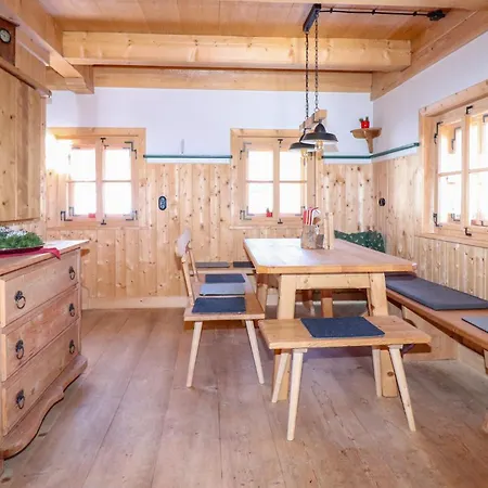 Holiday home 3 Bedroom Beautiful In
